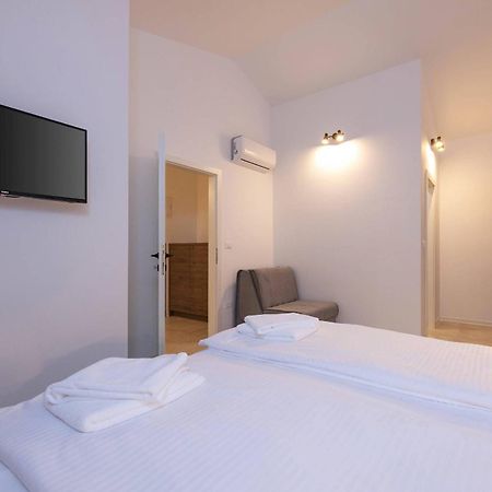 פורץ Holiday House Luca מראה חיצוני תמונה