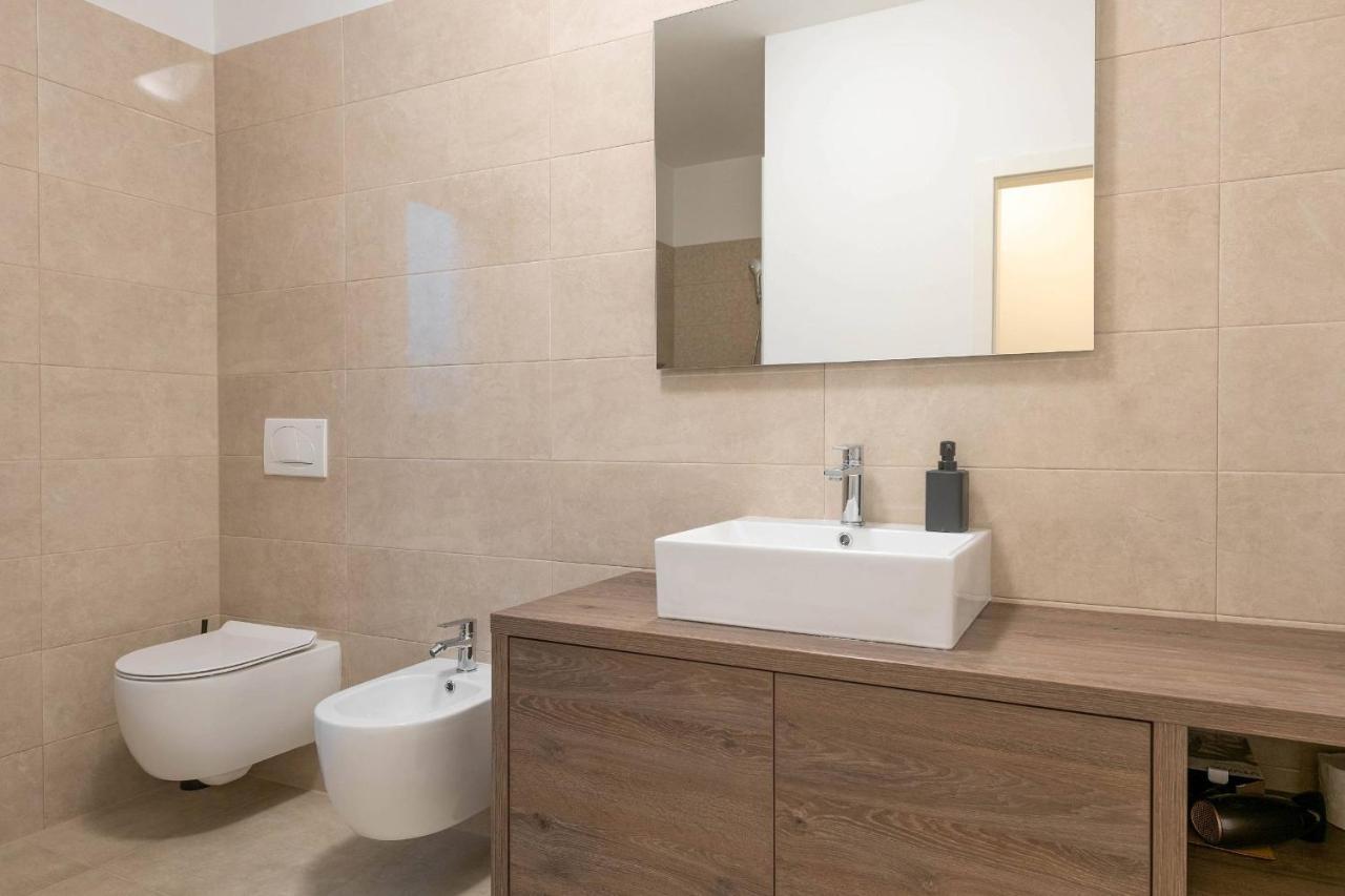פורץ Holiday House Luca מראה חיצוני תמונה
