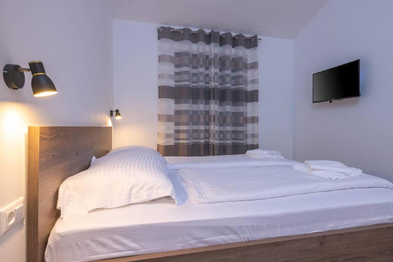 פורץ Holiday House Luca מראה חיצוני תמונה